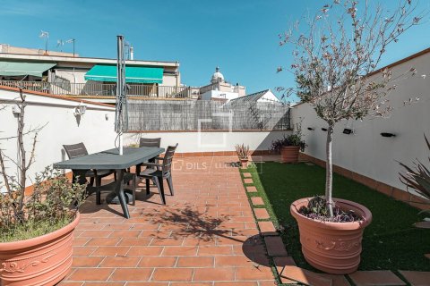 Ático de 2 dormitorios en venta en Barcelona, Cataluña, Spain № 6502 - foto 13