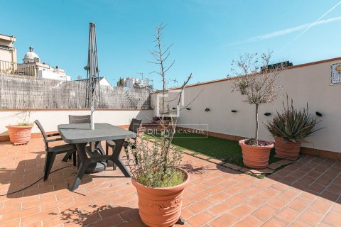 Ático de 2 dormitorios en venta en Barcelona, Cataluña, Spain № 6502 - foto 12