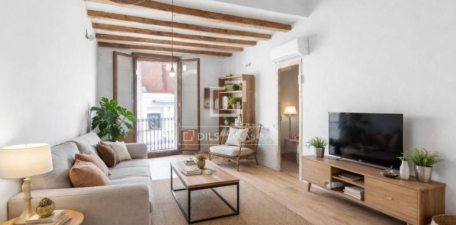 Ático de 2 dormitorios en venta en Barcelona, Cataluña, Spain № 6502