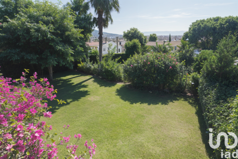 Сasa de 5 dormitorios en alquiler en Sitges, Barcelona, Cataluña, Spain № 5129 - foto 25