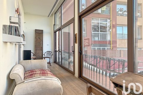 Снять в аренду квартиру в Барселона, Испания с 5 спален, 249м², № 5132 - фото 8