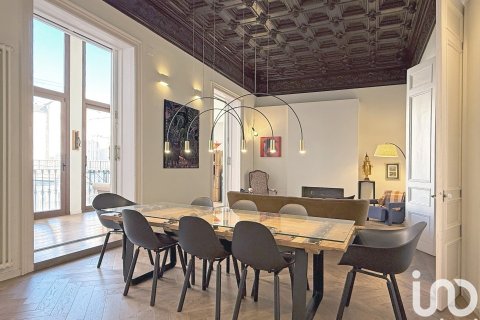 Снять в аренду квартиру в Барселона, Испания с 5 спален, 249м², № 5132 - фото 3