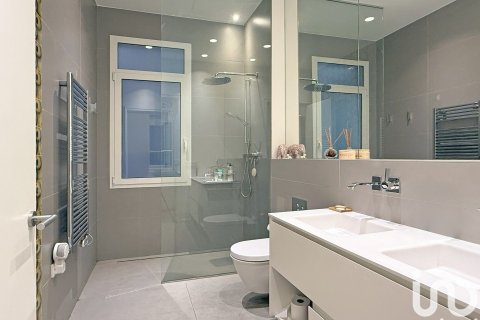 Снять в аренду квартиру в Барселона, Испания с 5 спален, 249м², № 5132 - фото 27