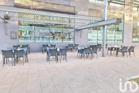 399 sq.m. commercial property for rent in Les Roquetes, Barcelona, Catalonia, Spain № 5130 - photo 19