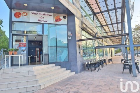 Propiedad comercial de 399 m² en alquiler en Les Roquetes, Barcelona, Cataluña, Spain № 5130