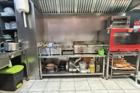 399 sq.m. commercial property for rent in Les Roquetes, Barcelona, Catalonia, Spain № 5130 - photo 10