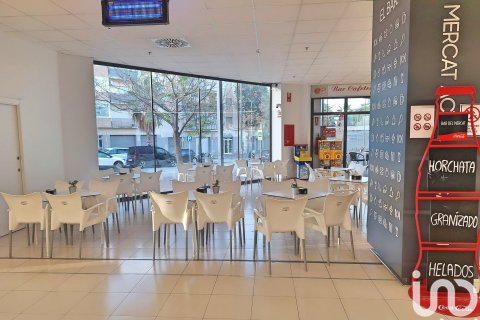 399 sq.m. commercial property for rent in Les Roquetes, Barcelona, Catalonia, Spain № 5130 - photo 17