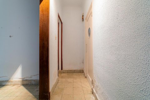 Casa adosada de 6 dormitorios en venta en El Masnou, Barcelona, Cataluña, Spain № 1652 - foto 22