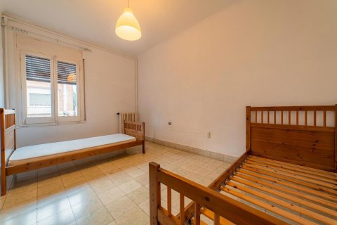 Casa adosada de 6 dormitorios en venta en El Masnou, Barcelona, Cataluña, Spain № 1652 - foto 27