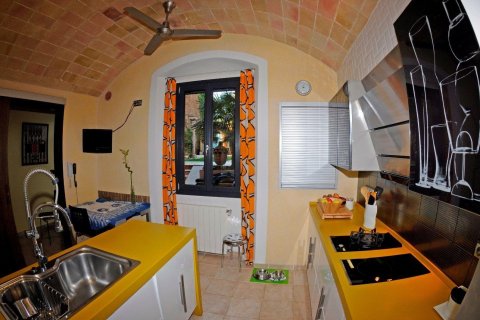 Сasa de 5 dormitorios en venta en Palafrugell, Gerona, Cataluña, Spain № 1648 - foto 6