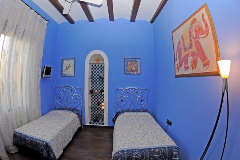 Сasa de 5 dormitorios en venta en Palafrugell, Gerona, Cataluña, Spain № 1648 - foto 10