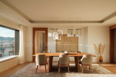 3 bedrooms apartment for sale in Barcelona, Catalonia, Spain № 4276 - photo 4