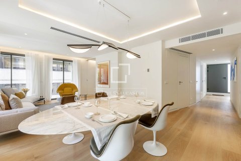Купить квартиру в Барселона, Испания с 3 спальни, 147м², № 4273 - фото 10