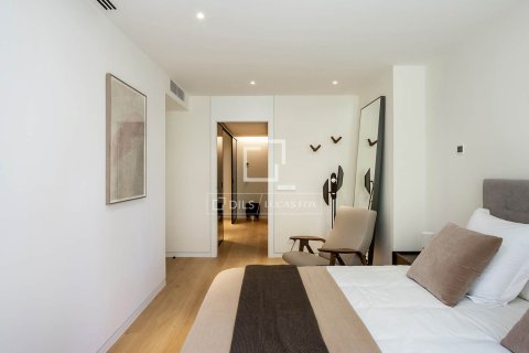 Купить квартиру в Барселона, Испания с 3 спальни, 147м², № 4273 - фото 14