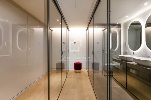 Купить квартиру в Барселона, Испания с 3 спальни, 147м², № 4273 - фото 15