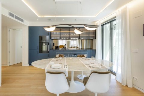 Купить квартиру в Барселона, Испания с 3 спальни, 147м², № 4273 - фото 9