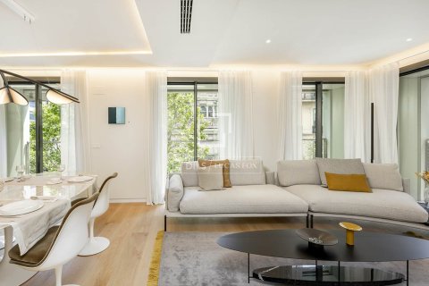 Купить квартиру в Барселона, Испания с 3 спальни, 147м², № 4273 - фото 4