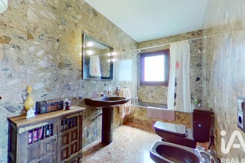 5 bedrooms house for sale in Roda de Berà, Tarragona, Catalonia, Spain № 8405 - photo 22