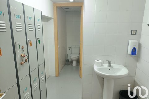Propiedad comercial de 684 m² en venta en Santa Eulalia De Roncana, Barcelona, Cataluña, Spain № 8410 - foto 9