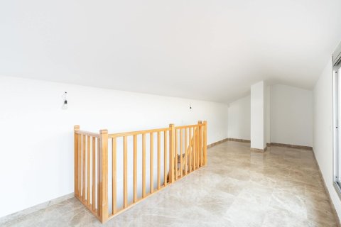 Apartamento de 4 dormitorios en venta en Gavà, Barcelona, Cataluña, Spain № 8443 - foto 15