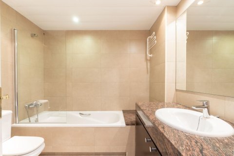 Apartamento de 4 dormitorios en venta en Gavà, Barcelona, Cataluña, Spain № 8443 - foto 10