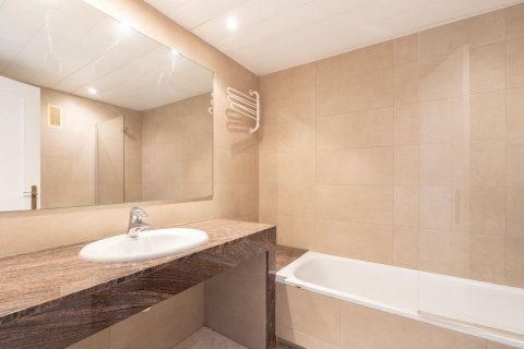 Apartamento de 4 dormitorios en venta en Gavà, Barcelona, Cataluña, Spain № 8443 - foto 11