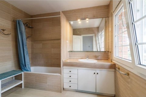 Apartamento de 5 dormitorios en venta en Gavà, Barcelona, Cataluña, Spain № 8441 - foto 24