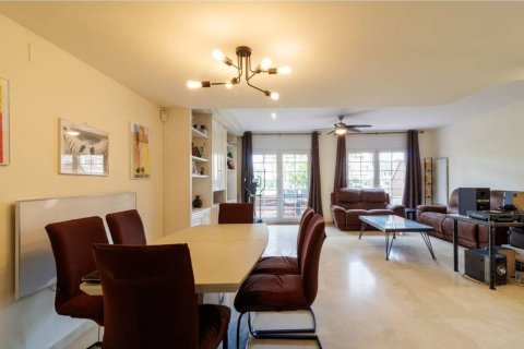 Apartamento de 5 dormitorios en venta en Gavà, Barcelona, Cataluña, Spain № 8441 - foto 7