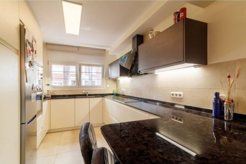 Apartamento de 5 dormitorios en venta en Gavà, Barcelona, Cataluña, Spain № 8441 - foto 10