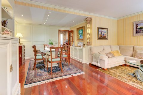 Casa adosada de 3 dormitorios en venta en Gavà, Barcelona, Cataluña, Spain № 8442 - foto 7