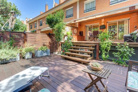 Casa adosada de 3 dormitorios en venta en Gavà, Barcelona, Cataluña, Spain № 8442 - foto 16