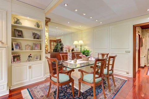 Casa adosada de 3 dormitorios en venta en Gavà, Barcelona, Cataluña, Spain № 8442 - foto 5