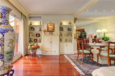Casa adosada de 3 dormitorios en venta en Gavà, Barcelona, Cataluña, Spain № 8442 - foto 8