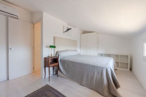 Купить квартиру в Барселона, Испания с 3 комнаты, 86м², № 8446 - фото 10