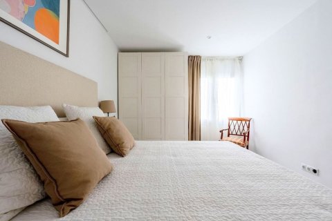 Купить квартиру в Барселона, Испания с 3 комнаты, 86м², № 8446 - фото 15