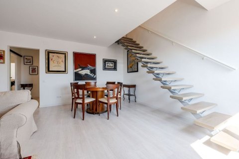 Купить квартиру в Барселона, Испания с 3 комнаты, 86м², № 8446 - фото 29