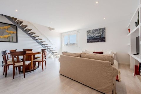 Купить квартиру в Барселона, Испания с 3 комнаты, 86м², № 8446 - фото 28