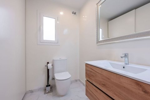 Купить квартиру в Барселона, Испания с 3 комнаты, 86м², № 8446 - фото 21