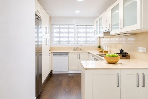 3 bedrooms apartment for sale in Gava, Barcelona, Catalonia, Spain № 8444 - photo 25