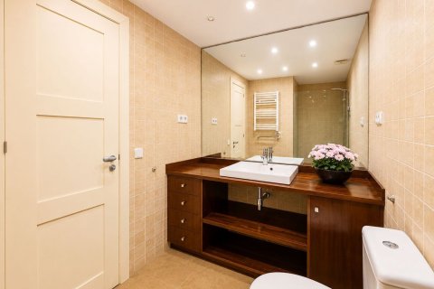 3 bedrooms apartment for sale in Gava, Barcelona, Catalonia, Spain № 8444 - photo 14