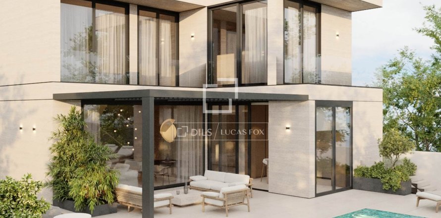Villa de 4 dormitorios en venta en Vilassar de Dalt, Barcelona, Cataluña, Spain № 4181
