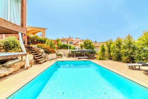 Villa de 7 dormitorios en venta en Sitges, Barcelona, Cataluña, Spain № 4235 - foto 22