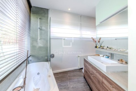 Villa de 7 dormitorios en venta en Sitges, Barcelona, Cataluña, Spain № 4235 - foto 7