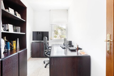 6 bedrooms villa for sale in Barcelona, Catalonia, Spain № 4229 - photo 27