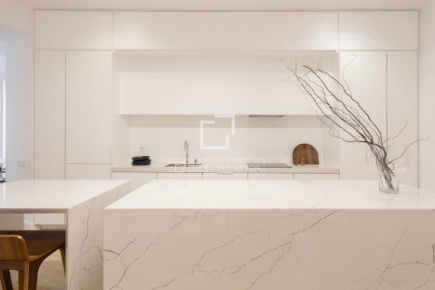 Apartamento de 3 dormitorios en venta en Barcelona, Cataluña, Spain № 4230 - foto 14