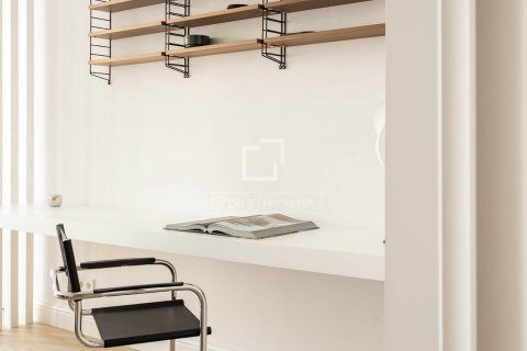 Apartamento de 3 dormitorios en venta en Barcelona, Cataluña, Spain № 4230 - foto 9