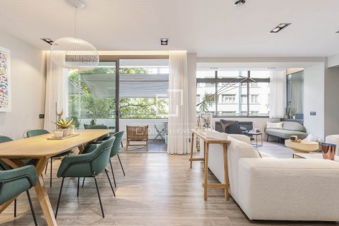 3 bedrooms apartment for sale in Barcelona, Catalonia, Spain № 8507 - photo 5