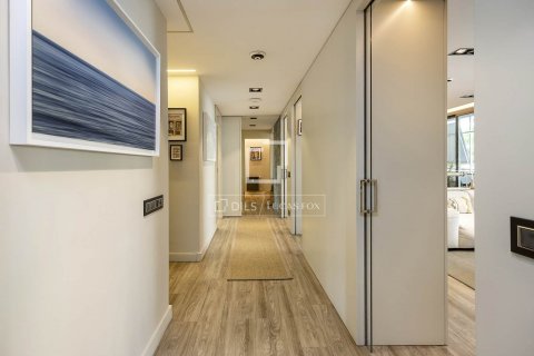3 bedrooms apartment for sale in Barcelona, Catalonia, Spain № 8507 - photo 18