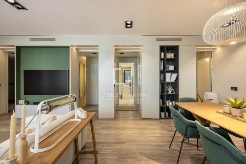 3 bedrooms apartment for sale in Barcelona, Catalonia, Spain № 8507 - photo 7