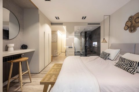 3 bedrooms apartment for sale in Barcelona, Catalonia, Spain № 8507 - photo 25